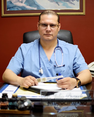 DR. JULIO LUIS POZUELOS