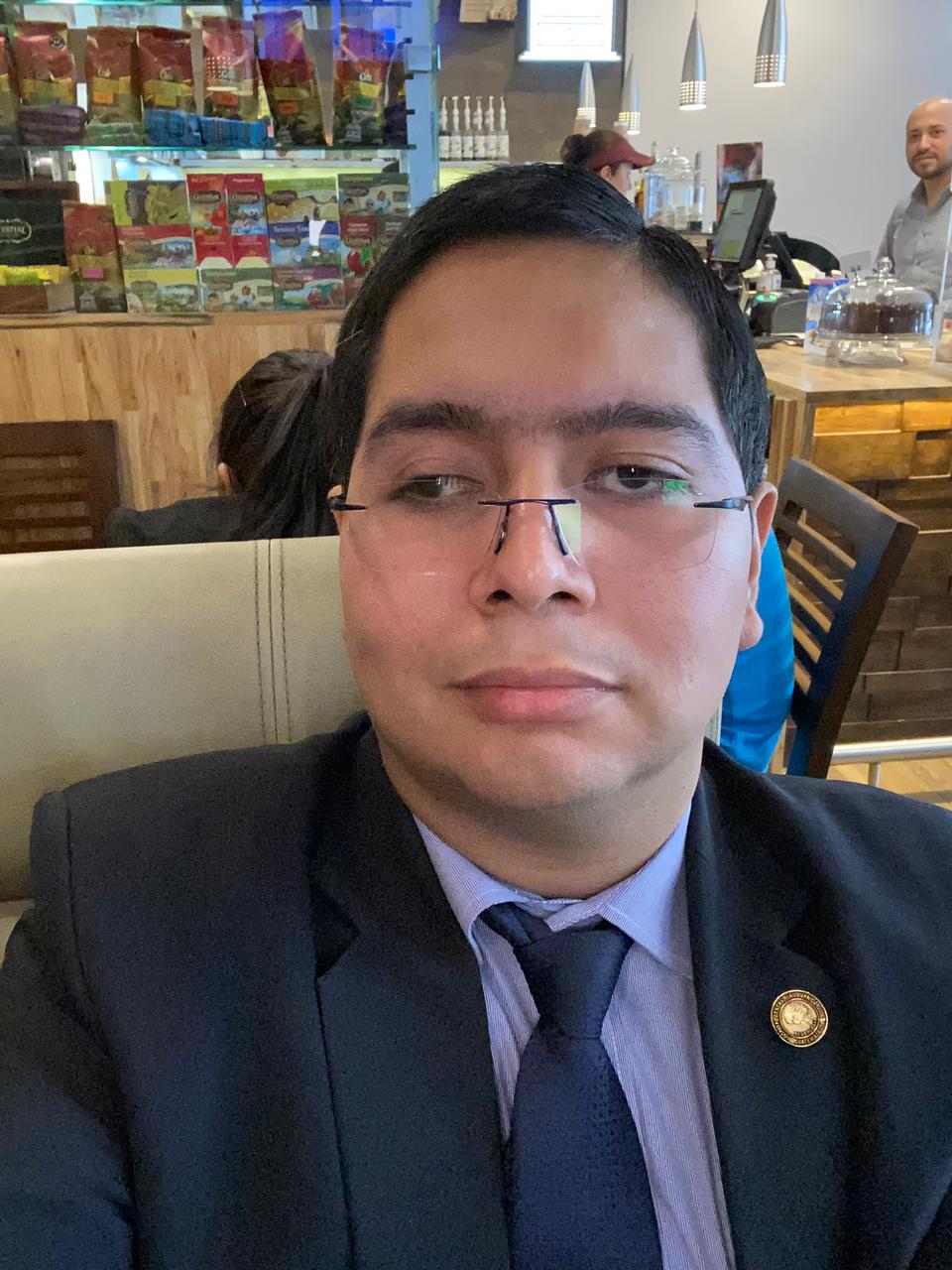 DR. LUIS EDUARDO ACEITUNO